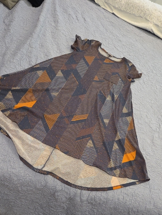 LuLaRoe Dresses & Skirts - LuLaRoe Mini Dress in Navy, Mustard, Beige Geometric Print Size S!